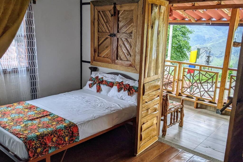 El Encanto Mountain Cabin 살렌토 외부 사진