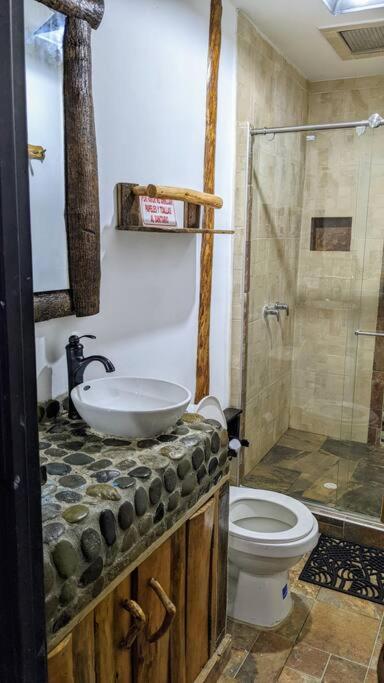 El Encanto Mountain Cabin 살렌토 외부 사진