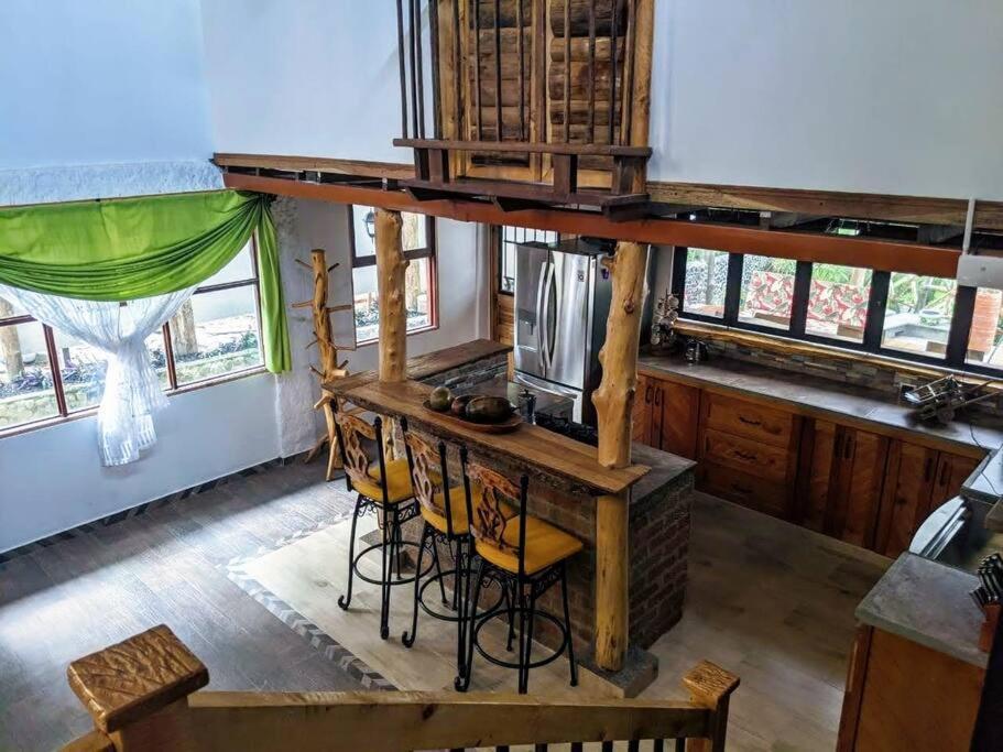 El Encanto Mountain Cabin 살렌토 외부 사진
